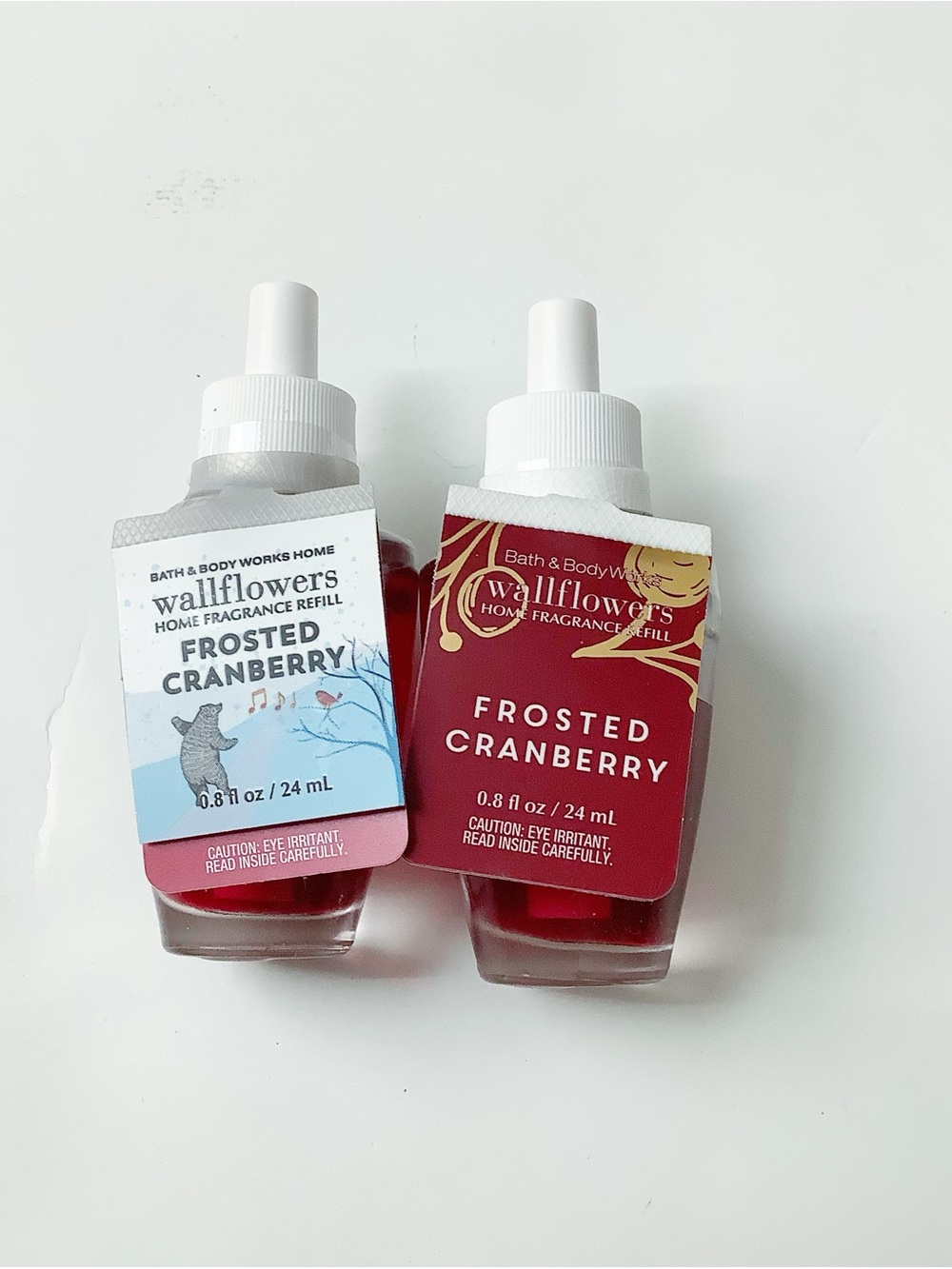 Bath & Body Works Frosted Cranberry Wallflowers Home Fragrance Refills - Red